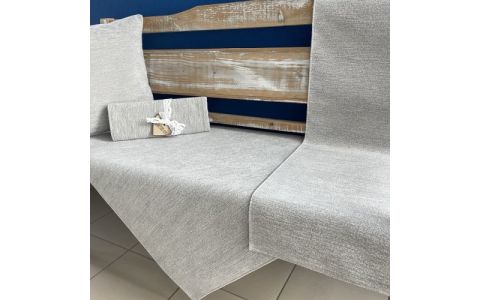 Gobelínový obrus Chenille Plain sivý pretkávané striebornou niťou - 40 x 100 cm Gobelínový obrus Chenille Plain sivý pretkávané striebornou niťou - 40 x 100 cm